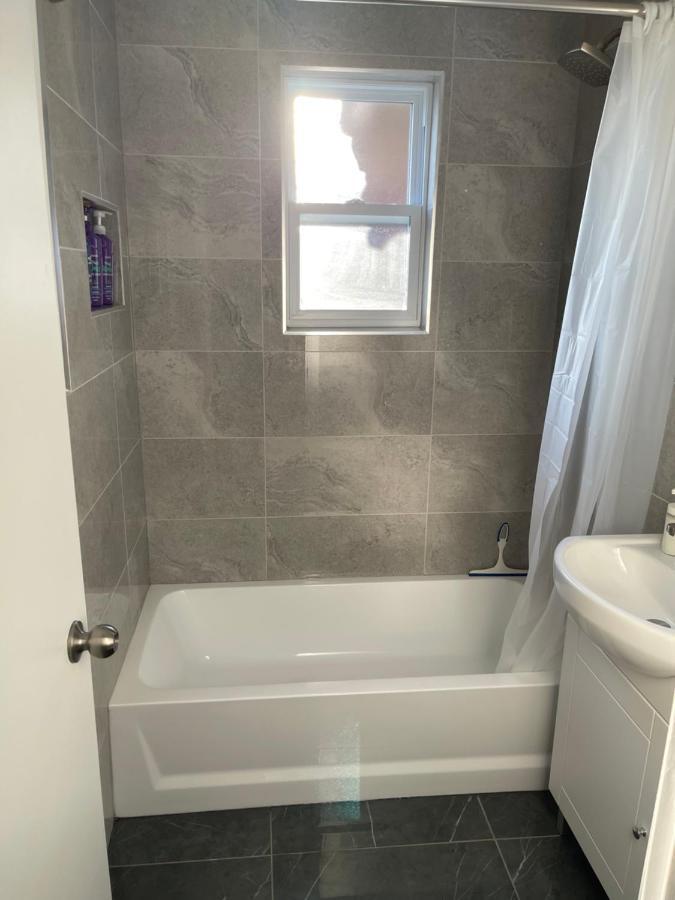 Apartment Free Parking In Beautiful Lachine Montreal